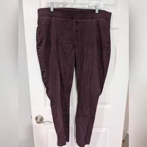 Old Navy Cassis (Purple) Rockstar Mid-Rise Jeggings in Size 18